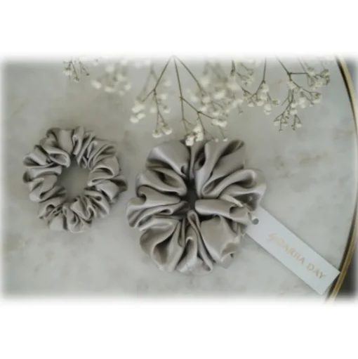 by Dariia Day - Silk Headband and Scrunchie Set - Silver Grey - Mulberry Silk - Artisan Silk Headband and Scrunchie - Luxury - Avvenice