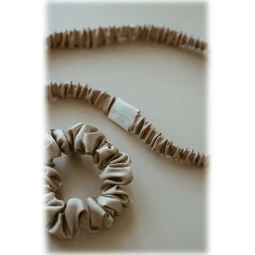 by Dariia Day - Silk Headband and Scrunchie Set - French Beige - Fashion - Mulberry Silk - Silk Headband and Scrunchie - Luxury - Avvenice