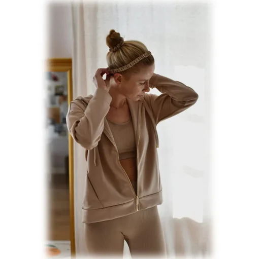 by Dariia Day - Silk Headband and Scrunchie Set - French Beige - Fashion - Mulberry Silk - Silk Headband and Scrunchie - Luxury - Avvenice