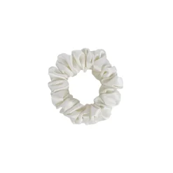 by Dariia Day - Silk Scrunchie - Powder White - Fashion - Accessories - Mulberry Silk - Artisan Silk Scrunchie - Luxury - Avvenice