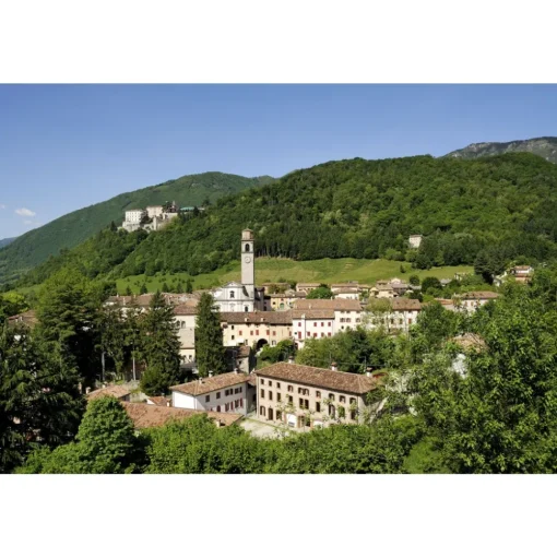 Castel Brando - Living in Court - 4 Days 3 Nights - Avvenice