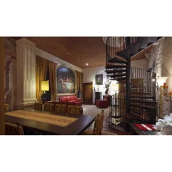 Castel Brando - Living in Court - 4 Days 3 Nights - Avvenice