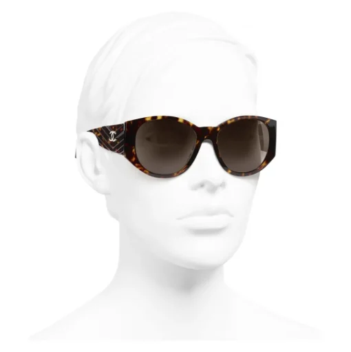 Chanel - Oval Sunglasses - Dark Tortoise Brown - Chanel Eyewear - Avvenice