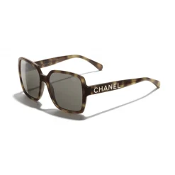 Chanel - Square Sunglasses - Tortoise Brown - Chanel Eyewear - Avvenice