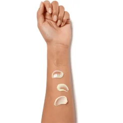 Clinique - Dramatically Different™ Moisturizing Lotion+ - Face Moisturizing - Luxury - Avvenice