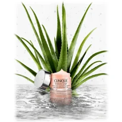 Clinique - Moisture Surge™ 72-Hour Auto-Replenishing Hydrator - Face Moisturizing - 75 ml - Luxury - Avvenice