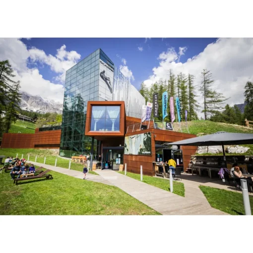 Cortina 360 - Luxury Outdoor Winter Experience - Cortina Dolomites UNESCO - Exclusive Experiences - Daily - Avvenice