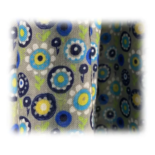 Fefè Napoli - Grey Flowers Dandy Wool Scarf - Scarves and Foulards - Handmade in Italy - Luxury Exclusive Collection - Avvenice
