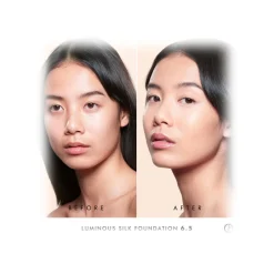 Giorgio Armani - Luminous Silk Foundation - Light Liquid Foundation - Luxury - Avvenice