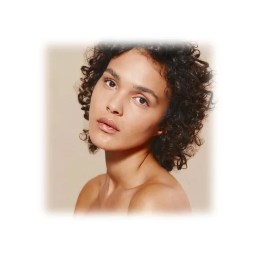 Giorgio Armani - Luminous Silk Foundation - Award Nominee Armani’s Iconic Lightweight Foundation - Luxury - Avvenice
