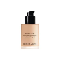 Giorgio Armani - Luminous Silk Foundation - Award Nominee Armani’s Iconic Lightweight Foundation - Luxury - Avvenice