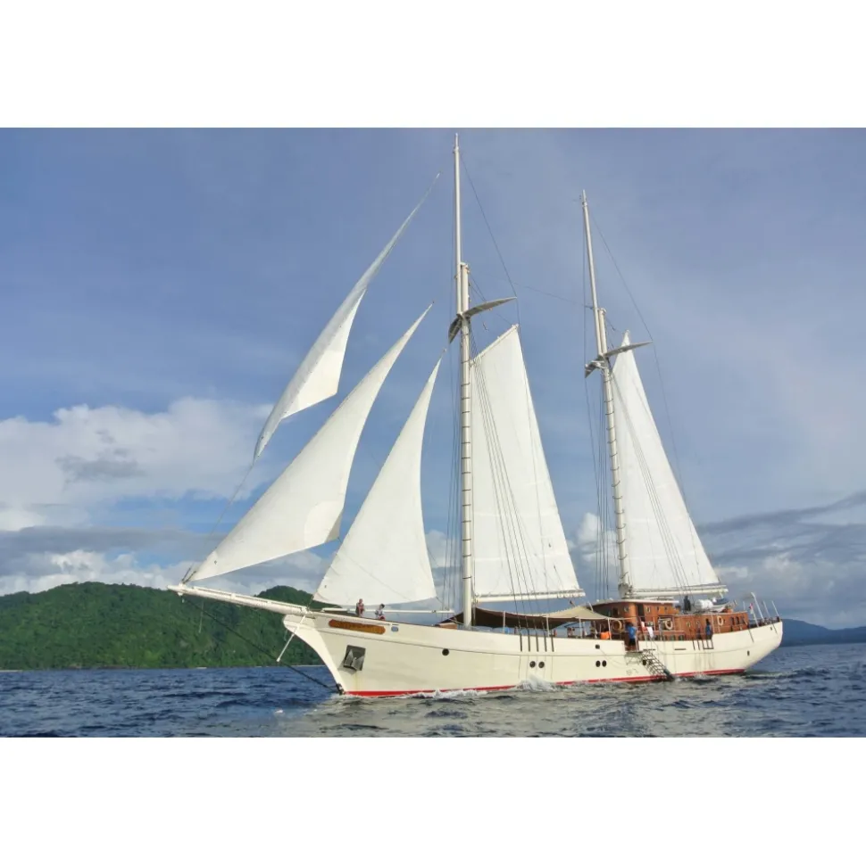 JupitAir Yachting Monaco - Mutiara Laut - Oostenbrugge - 46 m - Private Exclusive Luxury Yacht - Avvenice