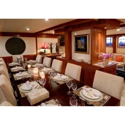 JupitAir Yachting Monaco - Mutiara Laut - Oostenbrugge - 46 m - Private Exclusive Luxury Yacht - Avvenice