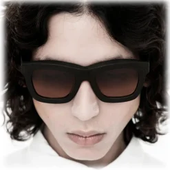 Kuboraum - Mask C2 - Black Brunt - C2 BM BT - Sunglasses - Kuboraum Eyewear - Avvenice