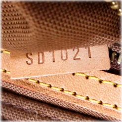 Louis Vuitton Vintage - Monogram Trotteur - Brown - Monogram Canvas Crossbody Bag - Luxury High Quality - Avvenice