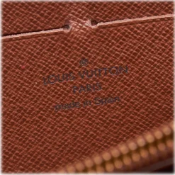 Louis Vuitton Vintage - Monogram Zippy Wallet - Brown - Monogram Canvas and Leather Wallet - Luxury High Quality - Avvenice
