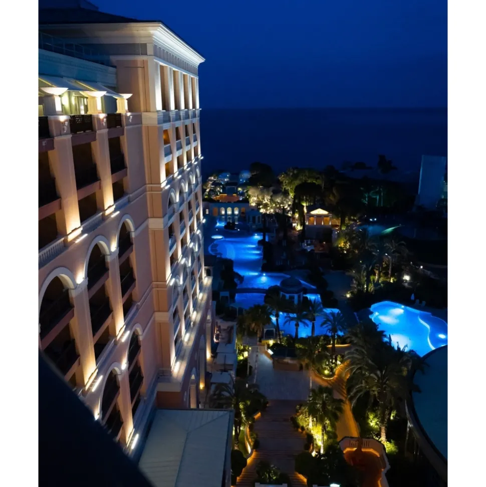 Monte Carlo Travel 1985 - Aston Martin DBX707 - Supercar - Monte-Carlo - Cannes - Exclusive Luxury - Avvenice