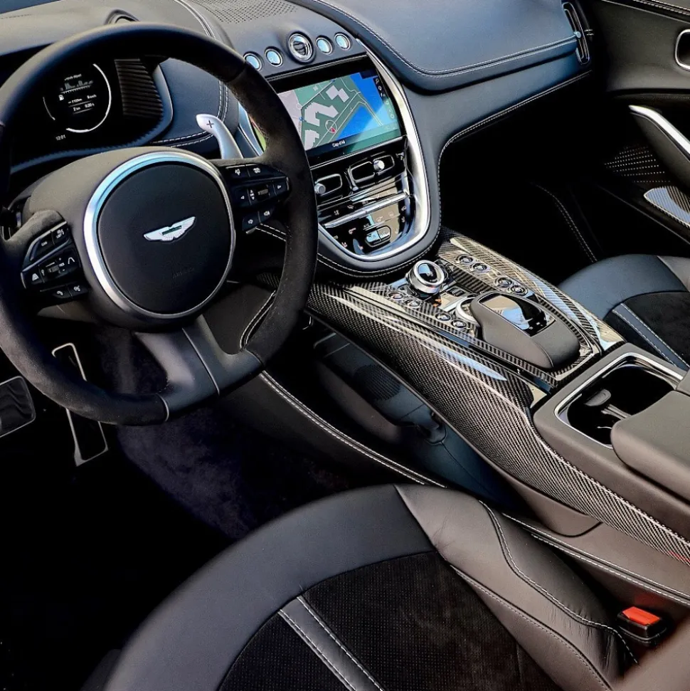 Monte Carlo Travel 1985 - Aston Martin DBX707 - Supercar - Monte-Carlo - Cannes - Exclusive Luxury - Avvenice