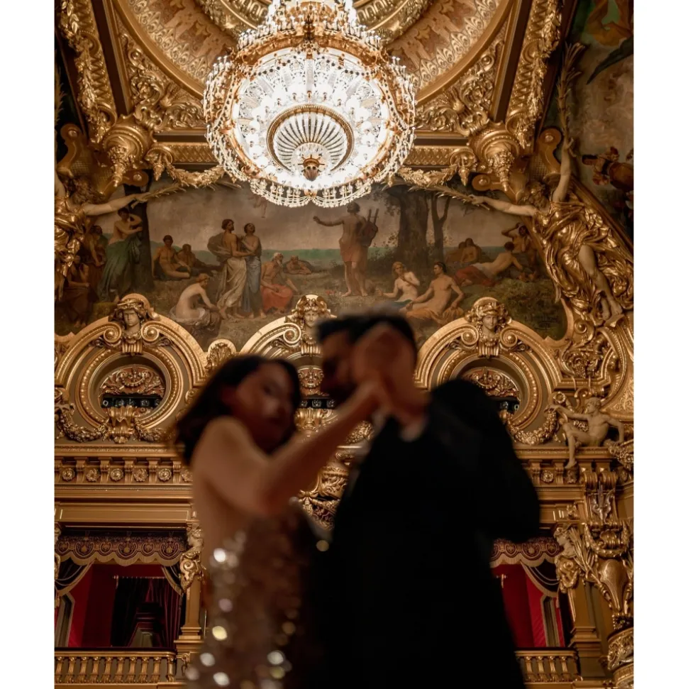 Monte Carlo Travel 1985 - Aston Martin DBX707 - Supercar - Monte-Carlo - Cannes - Exclusive Luxury - Avvenice