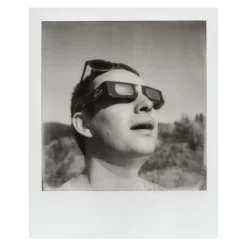 Polaroid Originals - B&W Film for SX-70 - Classic White Frame - Film for Polaroid Originals SX-70 Cameras - Avvenice