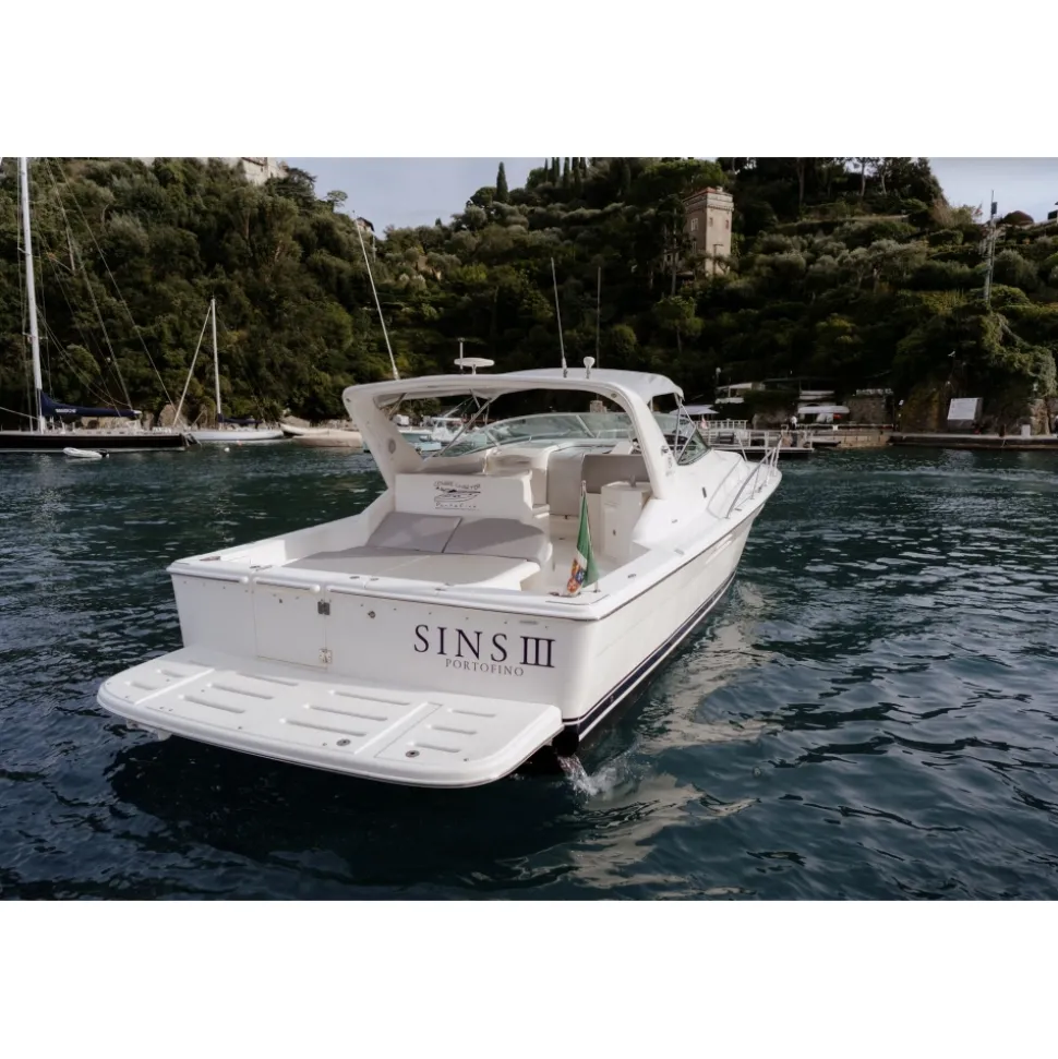 Portofino Cesare Charter - Sins III - Riviera 400 Offshore - 6 Pax - Private Exclusive Luxury Yacht - Portofino Italy - Avvenice