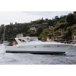 Portofino Cesare Charter - Sins III - Riviera 400 Offshore - 6 Pax - Private Exclusive Luxury Yacht - Portofino Italy - Avvenice