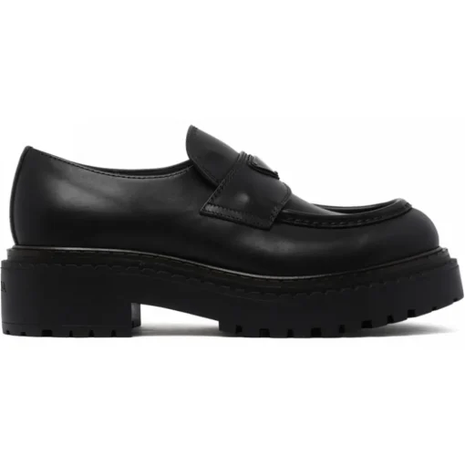 Prada - Black Leather Loafers - Prada Exclusive Luxury Collection - Avvenice