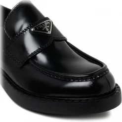 Prada - Black Logo Plaque Loafers - Prada Exclusive Luxury Collection - Avvenice