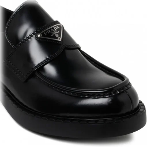 Prada - Black Logo Plaque Loafers - Prada Exclusive Luxury Collection - Avvenice