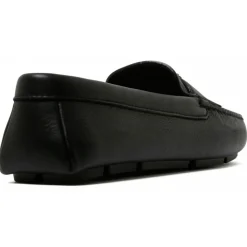 Prada - Black Triangle Logo Loafers - Prada Exclusive Luxury Collection - Avvenice