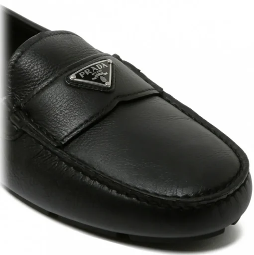 Prada - Black Triangle Logo Loafers - Prada Exclusive Luxury Collection - Avvenice