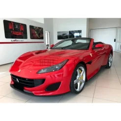 Rent Luxe Car - Ferrari Portofino - Exclusive Luxury Rent - Avvenice
