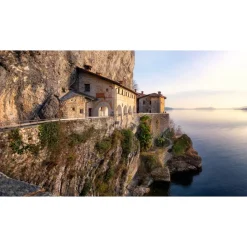 Rent Offshore Lago Maggiore - South Cruise - Exclusive Luxury Private Tour - Yacht - Panoramic Cruise - Avvenice