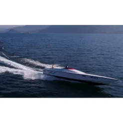 Rent Offshore Lago Maggiore - South Cruise - Exclusive Luxury Private Tour - Yacht - Panoramic Cruise - Avvenice