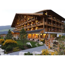 Sport & Kurhotel Bad Moos - Dolomites Spa Resort - Active & Nature - 4 Days 3 Nights - Avvenice