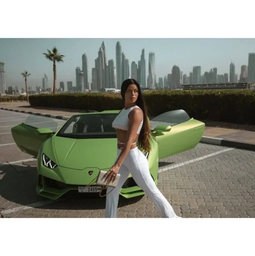 Superior Car Rental - Lamborghini Huracán EVO Spyder - Green - Exclusive Luxury Rent - Avvenice