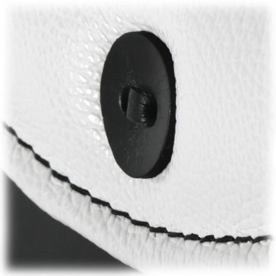 TecknoMonster - Inanitas Aerea TecknoMonster - Aeronautical Carbon Fiber Braided Carbon Fiber Chair - Avvenice