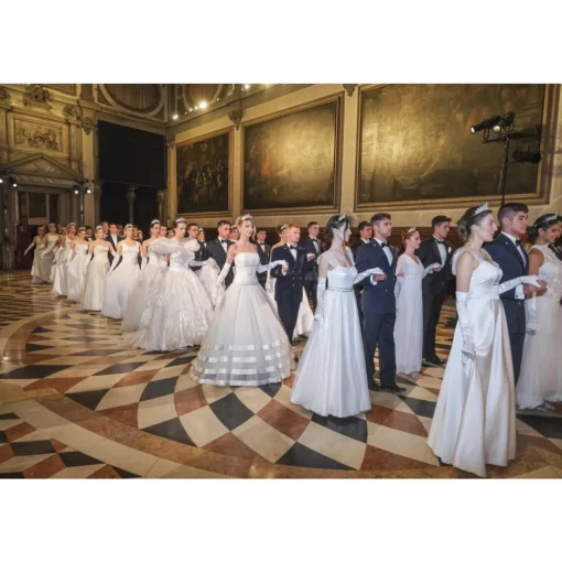 The Venice Debutant Grand Ball - Royal Ticket - Venice - Grand Ball - Teatro La Fenice - Exclusive Luxury Event - Avvenice
