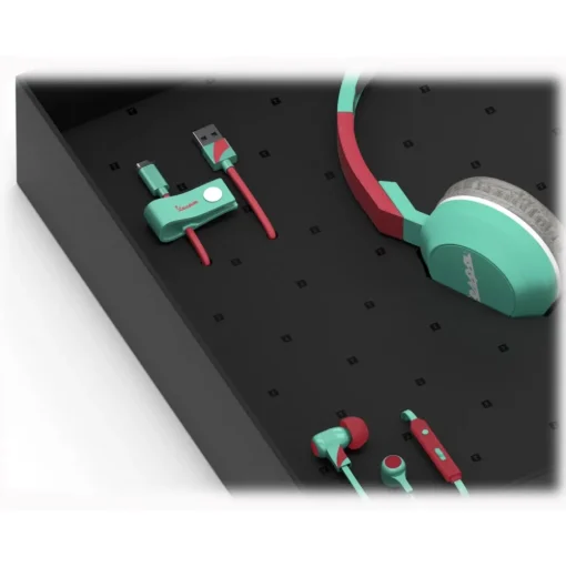 Tribe - Aquamarine - Vespa - Gift Box - 16 GB USB Stick - Car Charger - Earphones - On-Ear Headphones - Micro USB Cable - Avvenice