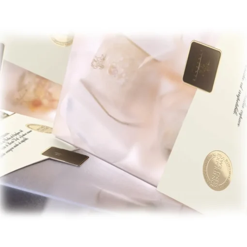 Vincente Delicacies - Classic Almond Sicilian Cookies - Fine Pastry with Almonds in Crystal Box - Avvenice