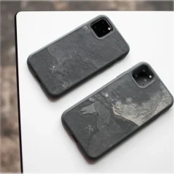 Woodcessories - Eco Bumper - Stone Cover - Canyon Red - iPhone 11 Pro - Real Stone Cover - Eco Case - Bumper Collection - Avvenice