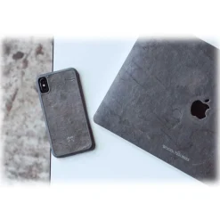 Woodcessories - Eco Bumper - Stone Cover - Volcano Black - iPhone XS Max - Real Stone Cover - Eco Case - Bumper Collection - Avvenice