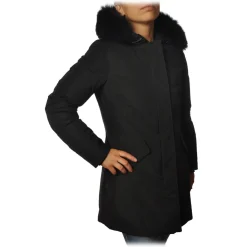 Woolrich - Luxury Fox Black Fitted Down Jacket - Black - Jacket - Luxury Exclusive Collection - Avvenice